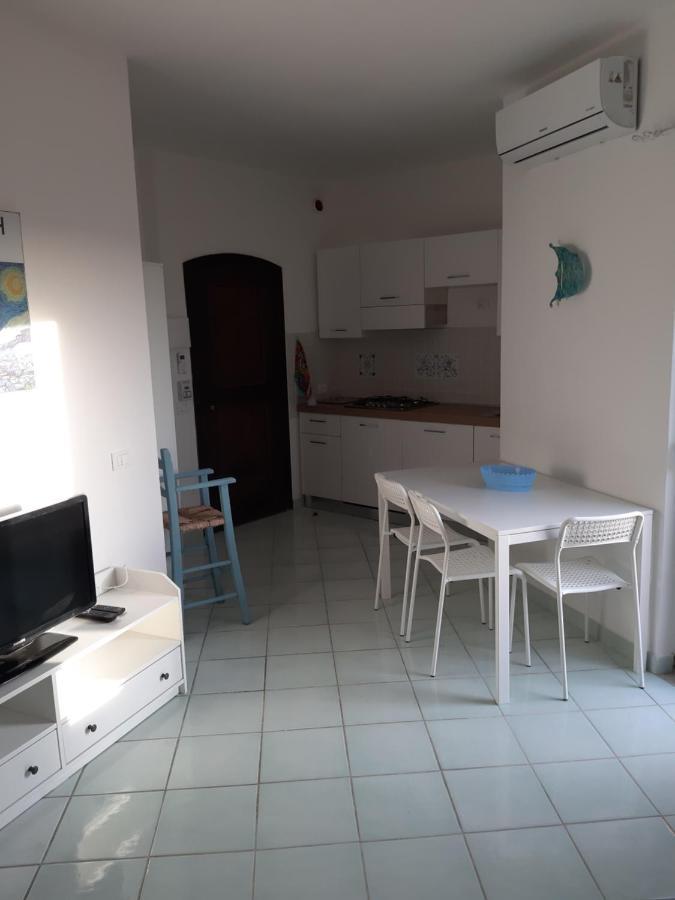 Calarossa Sardinia Apartments Isola Rossa Ngoại thất bức ảnh