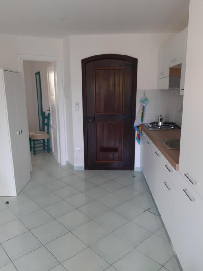 Calarossa Sardinia Apartments Isola Rossa Ngoại thất bức ảnh