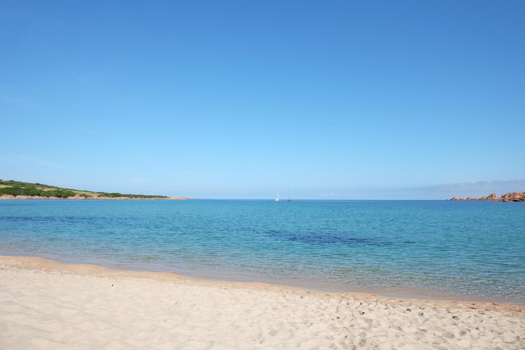 Calarossa Sardinia Apartments Isola Rossa Ngoại thất bức ảnh
