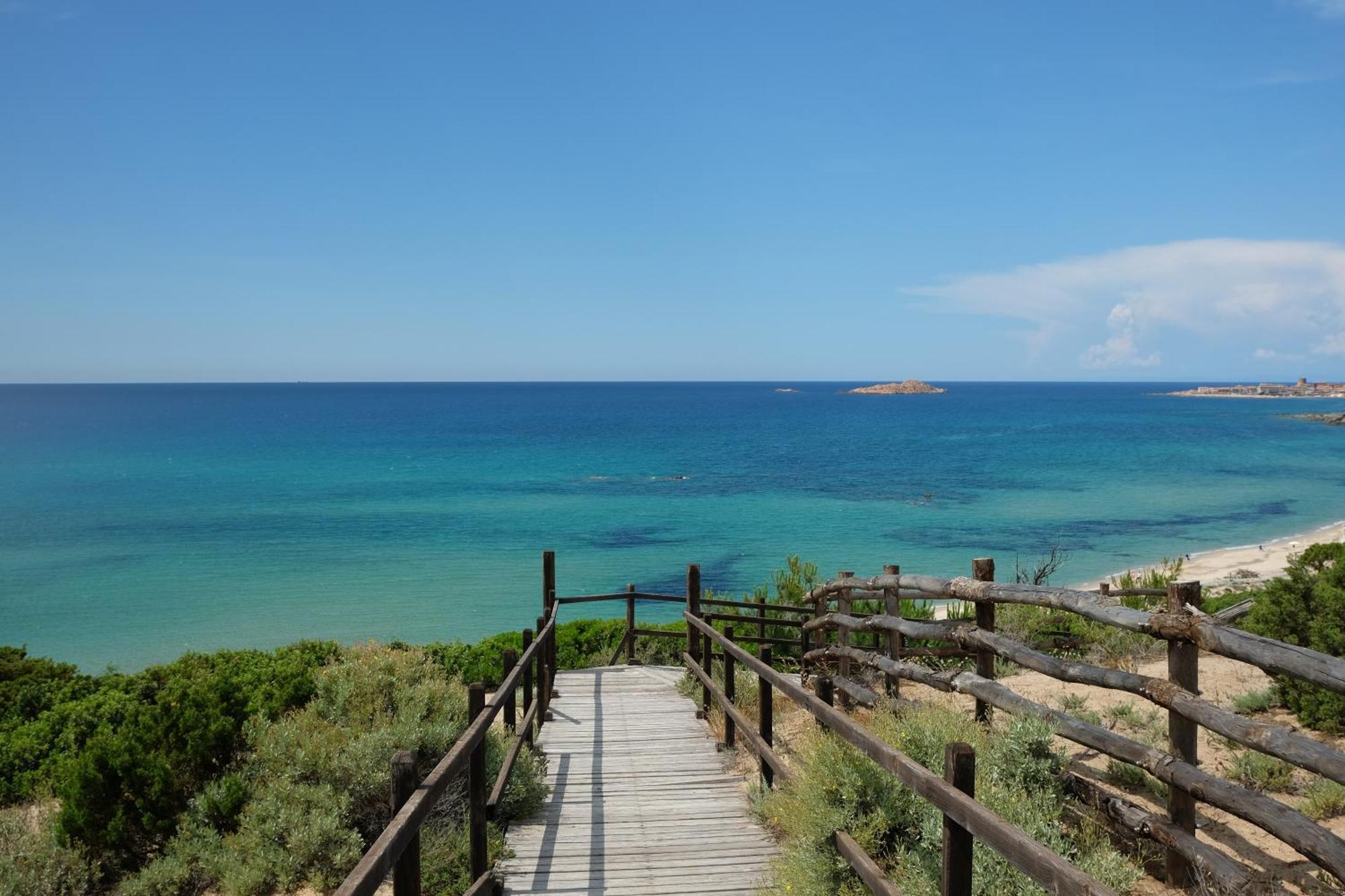 Calarossa Sardinia Apartments Isola Rossa Ngoại thất bức ảnh
