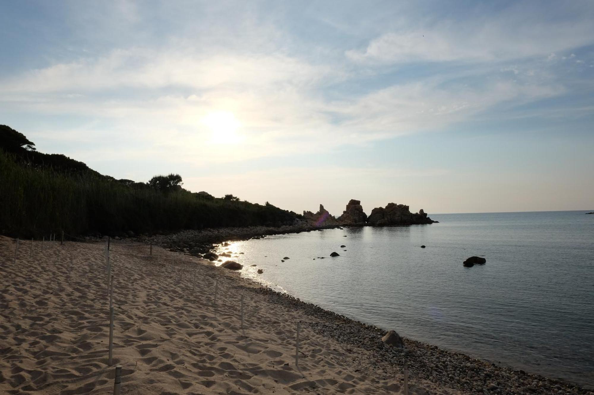 Calarossa Sardinia Apartments Isola Rossa Ngoại thất bức ảnh