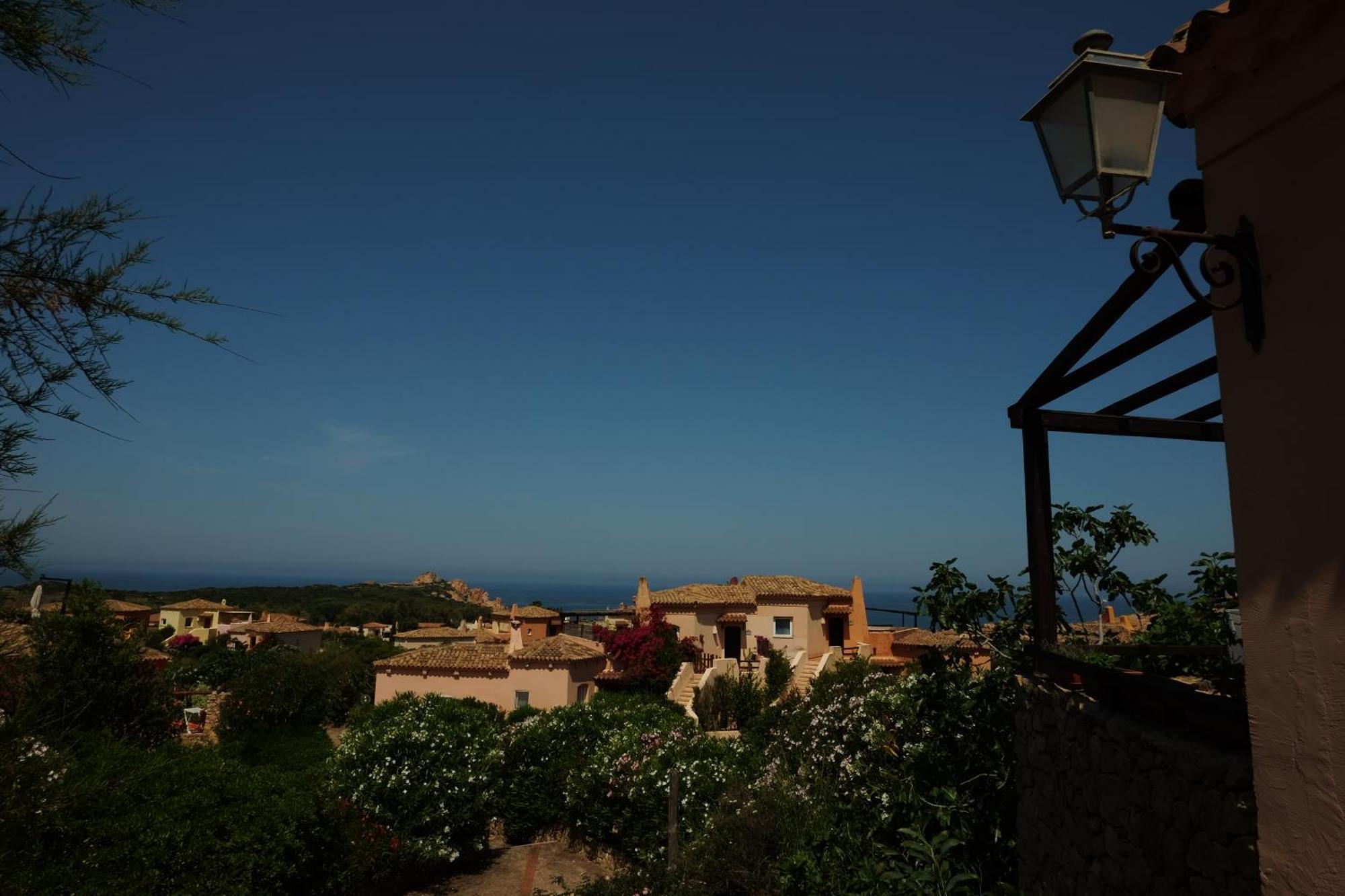 Calarossa Sardinia Apartments Isola Rossa Ngoại thất bức ảnh