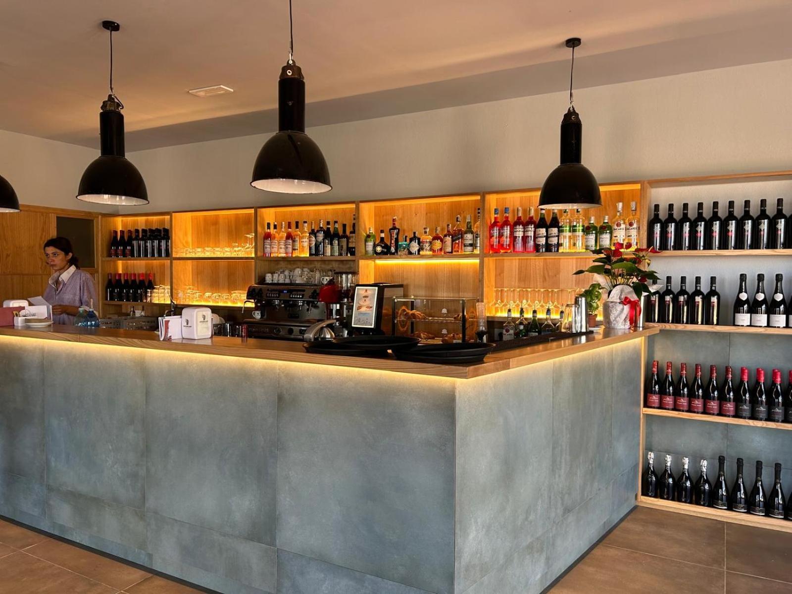 Calarossa Sardinia Apartments Isola Rossa Ngoại thất bức ảnh